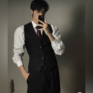 Men’s Black Vest XXL